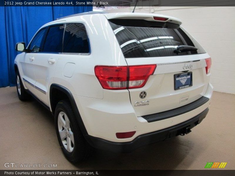 Stone White / Black 2012 Jeep Grand Cherokee Laredo 4x4