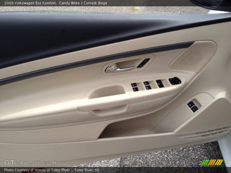 Candy White / Cornsilk Beige 2009 Volkswagen Eos Komfort
