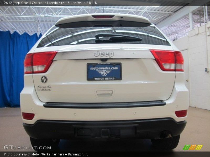 Stone White / Black 2012 Jeep Grand Cherokee Laredo 4x4