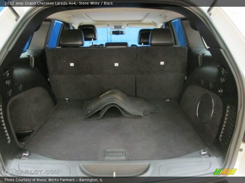 Stone White / Black 2012 Jeep Grand Cherokee Laredo 4x4