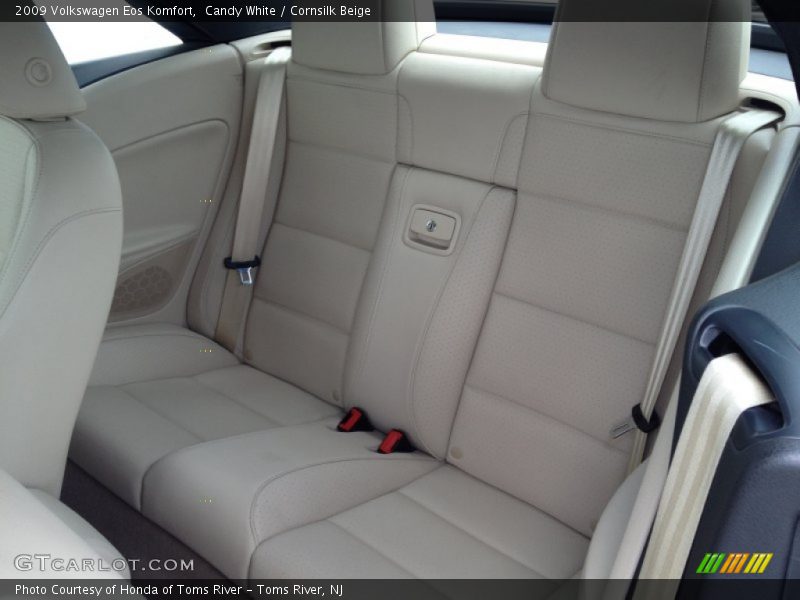 Candy White / Cornsilk Beige 2009 Volkswagen Eos Komfort