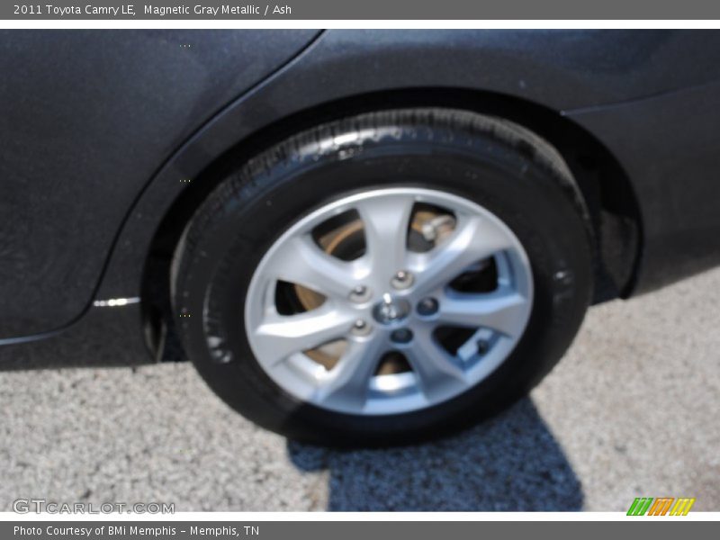 Magnetic Gray Metallic / Ash 2011 Toyota Camry LE