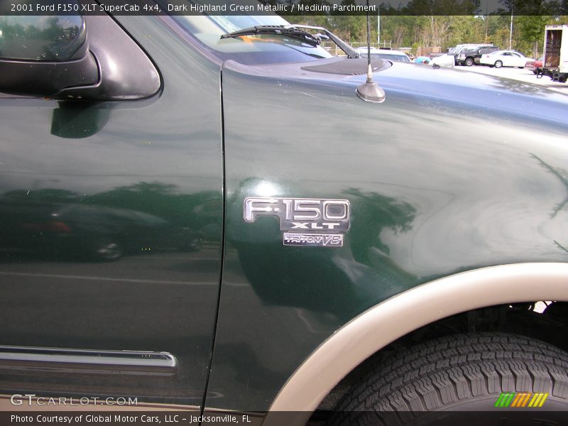 Dark Highland Green Metallic / Medium Parchment 2001 Ford F150 XLT SuperCab 4x4