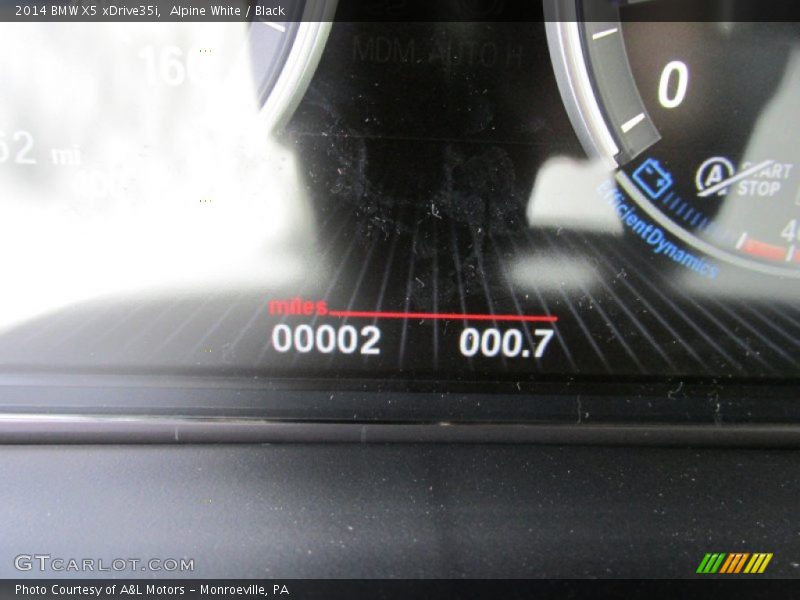 Alpine White / Black 2014 BMW X5 xDrive35i