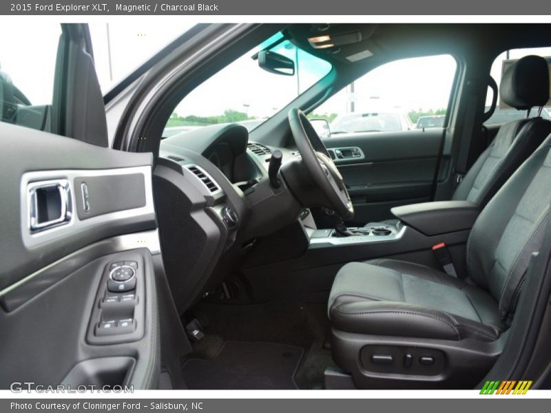 Magnetic / Charcoal Black 2015 Ford Explorer XLT