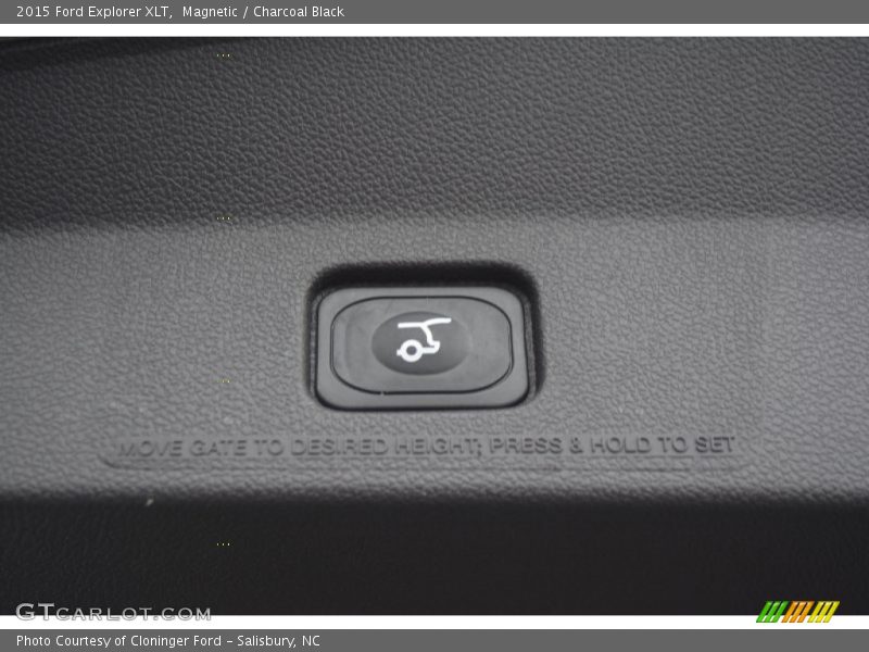Magnetic / Charcoal Black 2015 Ford Explorer XLT
