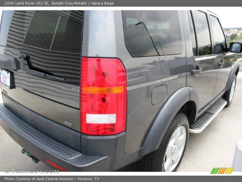 Bonatti Grey Metallic / Alpaca Beige 2006 Land Rover LR3 SE