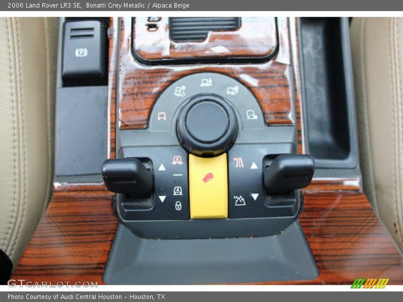 Bonatti Grey Metallic / Alpaca Beige 2006 Land Rover LR3 SE