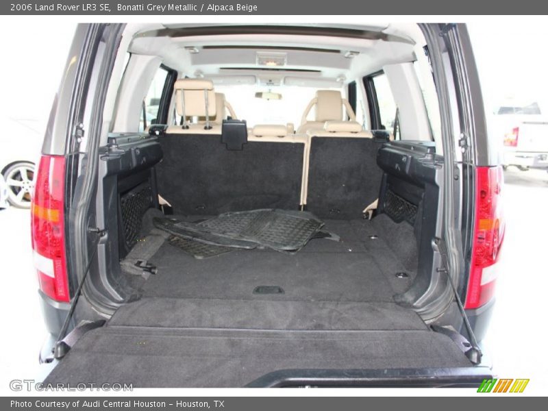Bonatti Grey Metallic / Alpaca Beige 2006 Land Rover LR3 SE