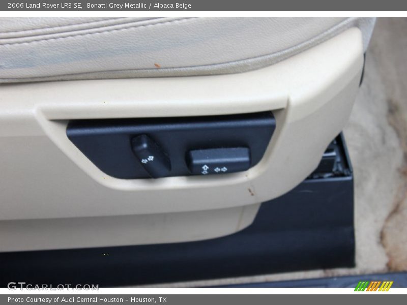 Bonatti Grey Metallic / Alpaca Beige 2006 Land Rover LR3 SE