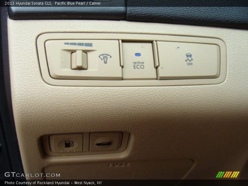 Pacific Blue Pearl / Camel 2013 Hyundai Sonata GLS
