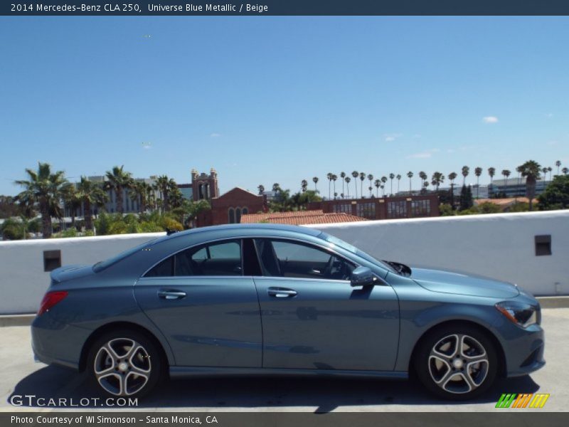 Universe Blue Metallic / Beige 2014 Mercedes-Benz CLA 250