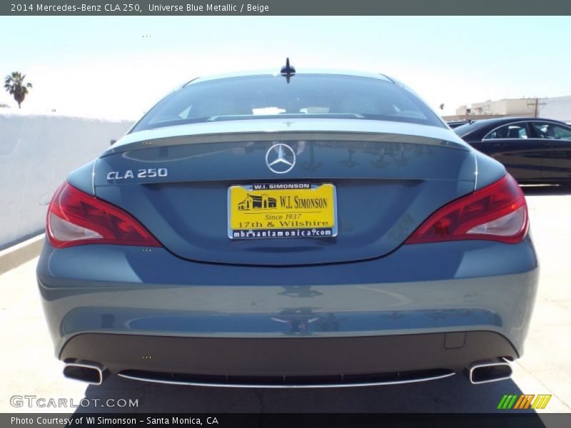 Universe Blue Metallic / Beige 2014 Mercedes-Benz CLA 250