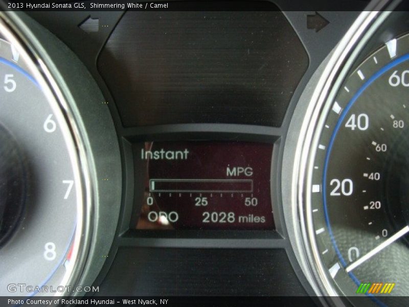 Shimmering White / Camel 2013 Hyundai Sonata GLS