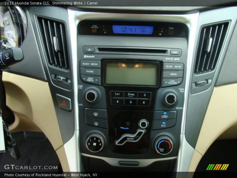 Shimmering White / Camel 2013 Hyundai Sonata GLS