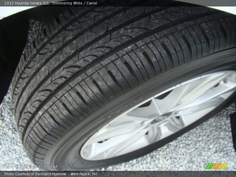 Shimmering White / Camel 2013 Hyundai Sonata GLS