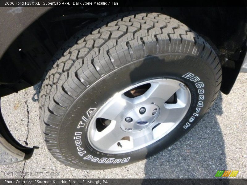 Dark Stone Metallic / Tan 2006 Ford F150 XLT SuperCab 4x4