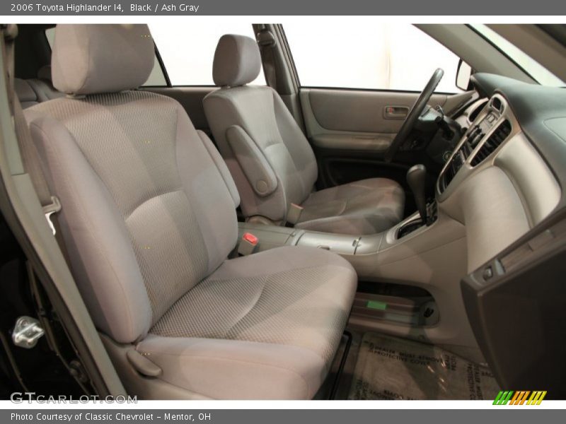 Front Seat of 2006 Highlander I4
