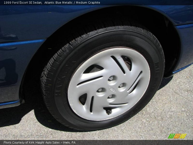 Atlantic Blue Metallic / Medium Graphite 1999 Ford Escort SE Sedan