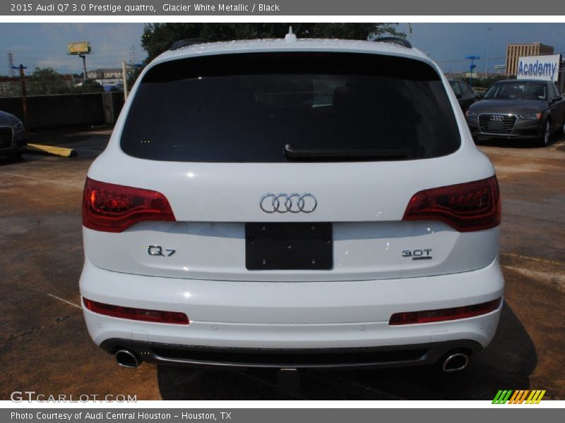 Glacier White Metallic / Black 2015 Audi Q7 3.0 Prestige quattro