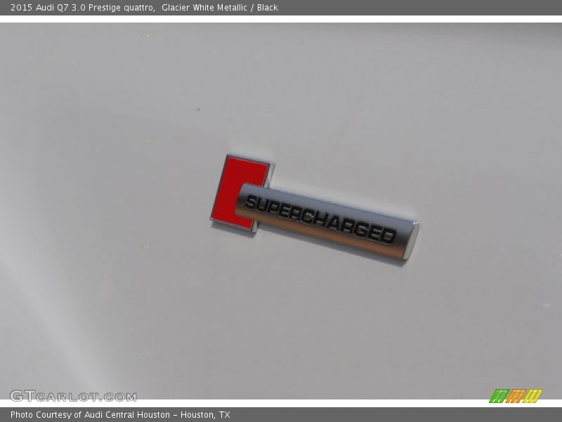 Glacier White Metallic / Black 2015 Audi Q7 3.0 Prestige quattro
