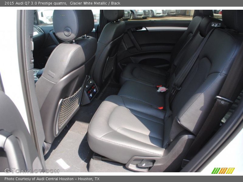 Glacier White Metallic / Black 2015 Audi Q7 3.0 Prestige quattro
