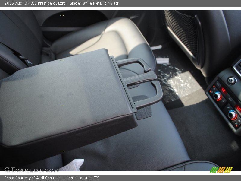 Glacier White Metallic / Black 2015 Audi Q7 3.0 Prestige quattro