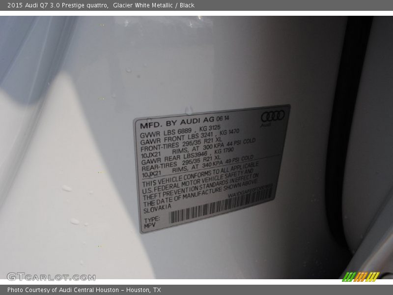 Glacier White Metallic / Black 2015 Audi Q7 3.0 Prestige quattro