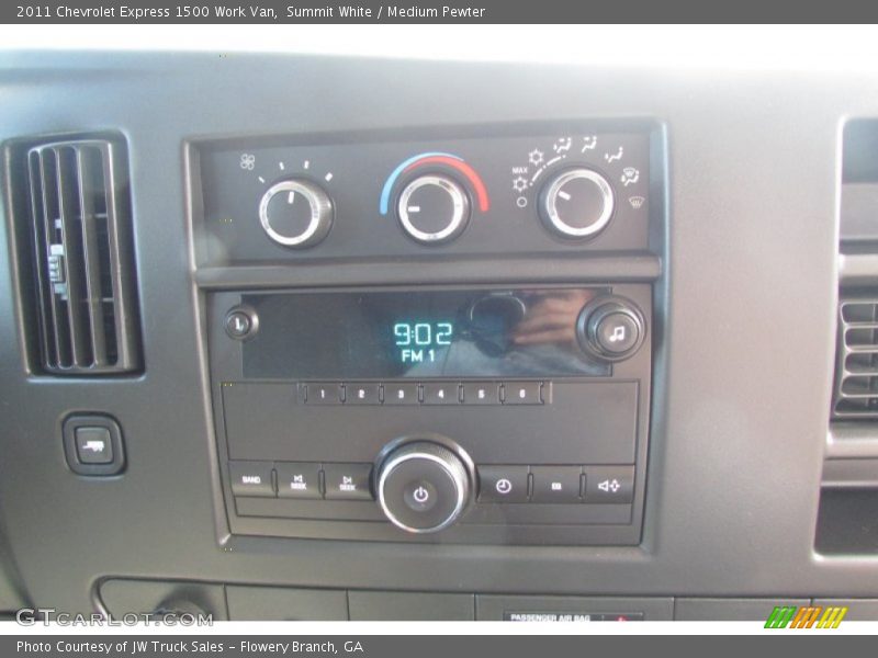 Summit White / Medium Pewter 2011 Chevrolet Express 1500 Work Van