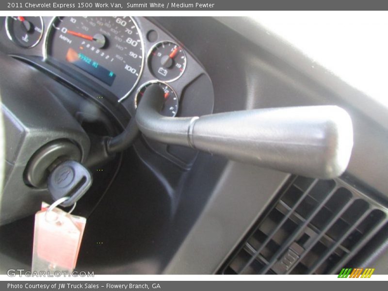 Summit White / Medium Pewter 2011 Chevrolet Express 1500 Work Van