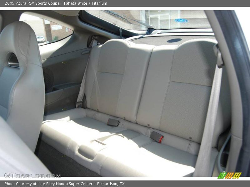 Taffeta White / Titanium 2005 Acura RSX Sports Coupe