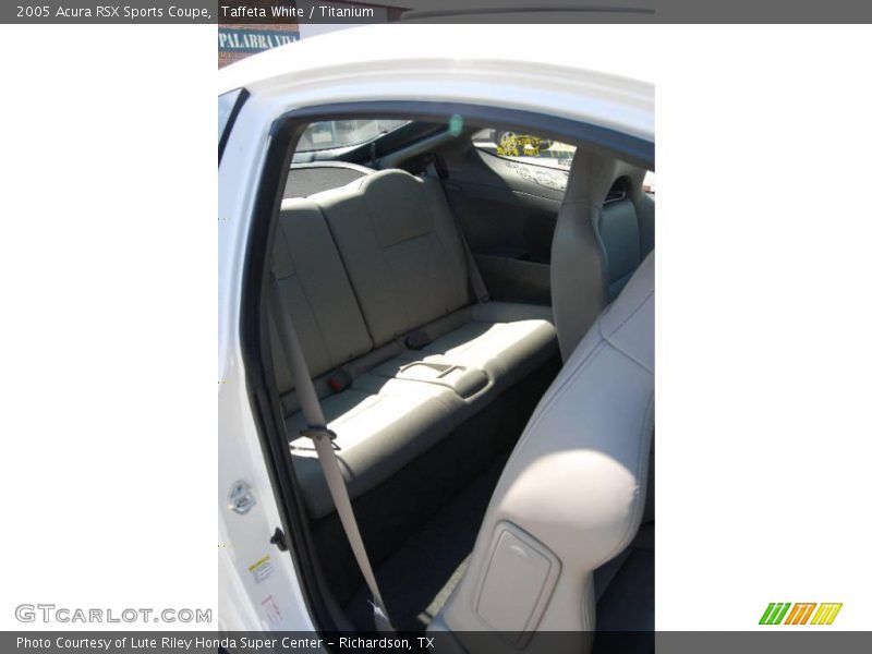 Taffeta White / Titanium 2005 Acura RSX Sports Coupe