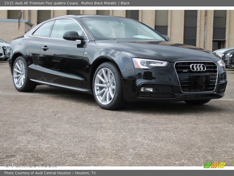 Front 3/4 View of 2015 A5 Premium Plus quattro Coupe