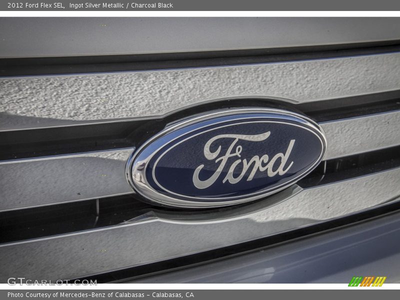Ingot Silver Metallic / Charcoal Black 2012 Ford Flex SEL