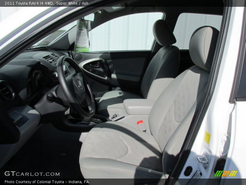 Super White / Ash 2011 Toyota RAV4 I4 4WD