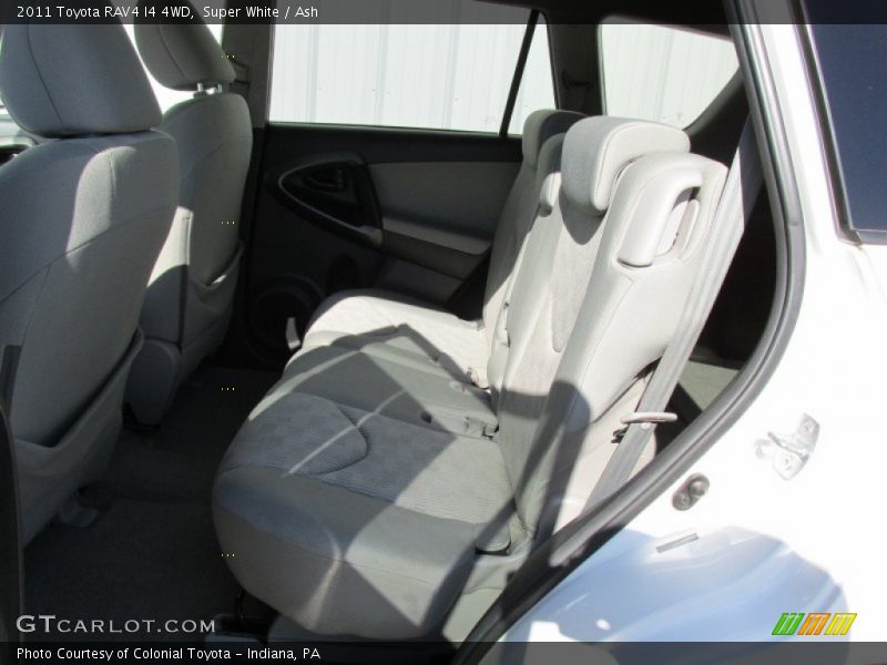Super White / Ash 2011 Toyota RAV4 I4 4WD