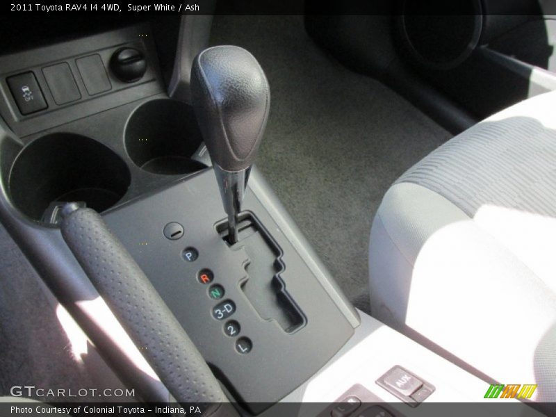 Super White / Ash 2011 Toyota RAV4 I4 4WD