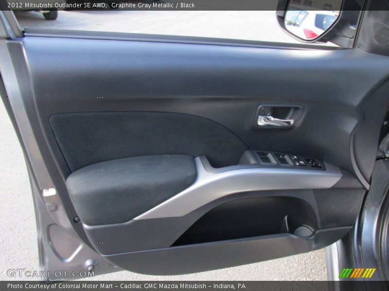 Door Panel of 2012 Outlander SE AWD
