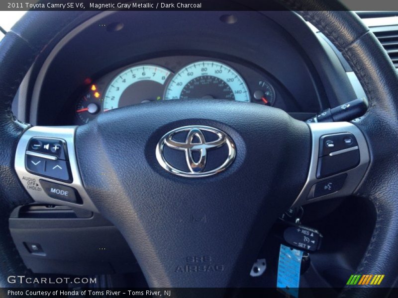 Magnetic Gray Metallic / Dark Charcoal 2011 Toyota Camry SE V6
