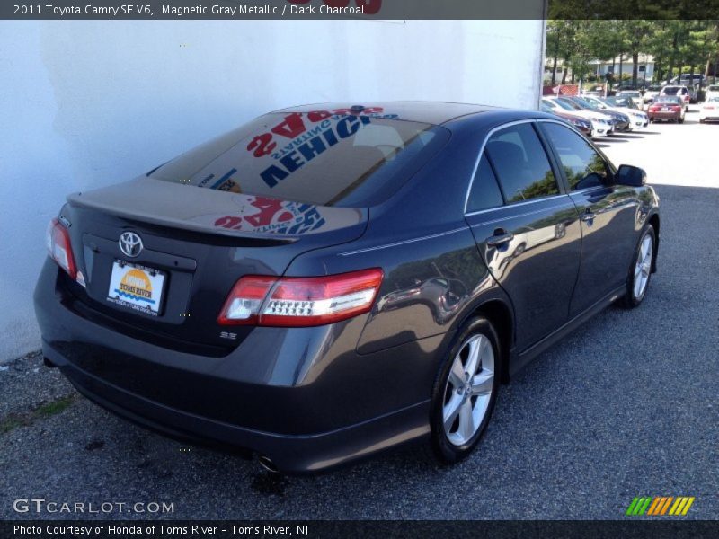Magnetic Gray Metallic / Dark Charcoal 2011 Toyota Camry SE V6