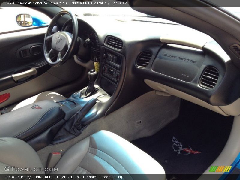 Nassau Blue Metallic / Light Oak 1999 Chevrolet Corvette Convertible