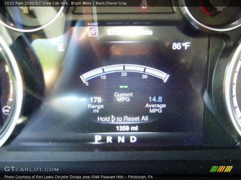 Bright White / Black/Diesel Gray 2013 Ram 1500 SLT Crew Cab 4x4