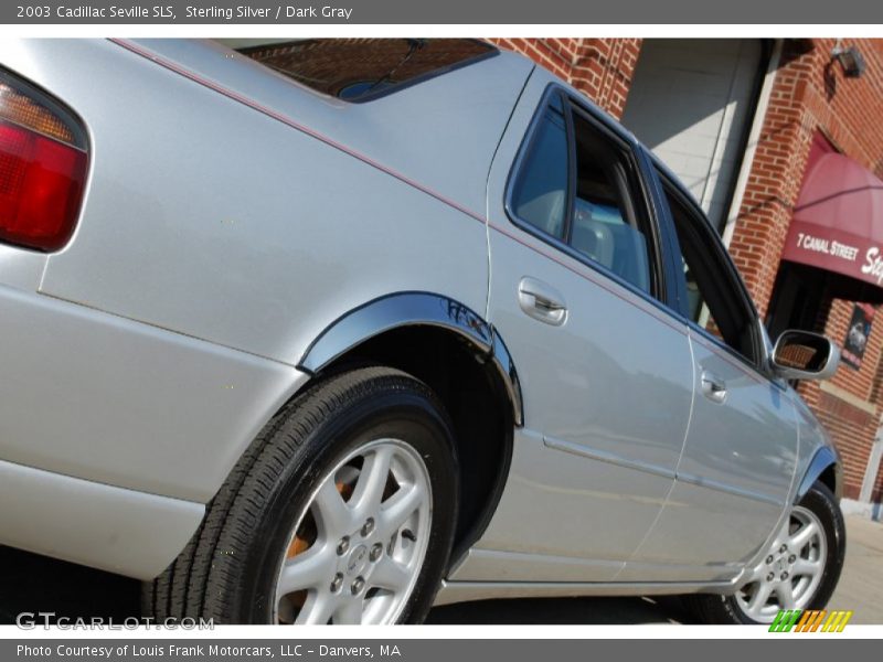 Sterling Silver / Dark Gray 2003 Cadillac Seville SLS