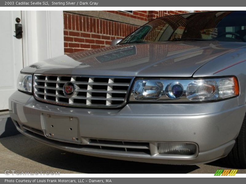 Sterling Silver / Dark Gray 2003 Cadillac Seville SLS