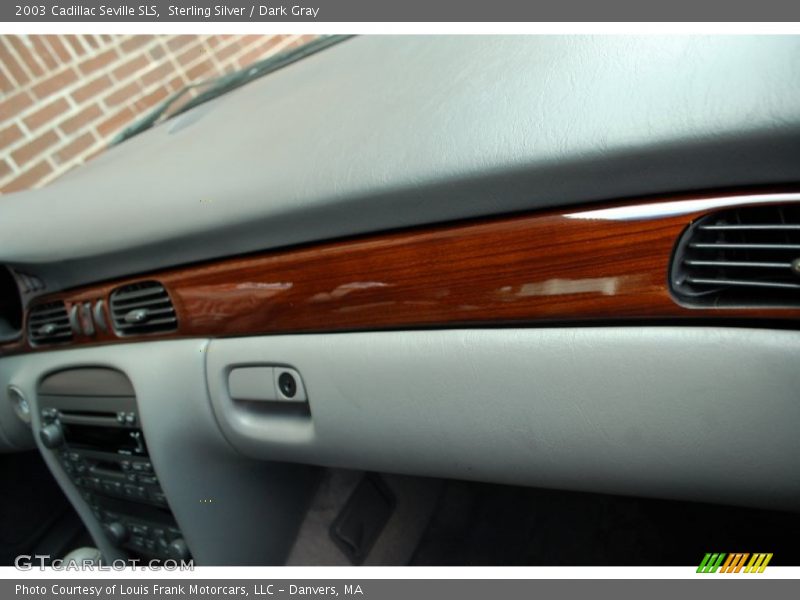 Sterling Silver / Dark Gray 2003 Cadillac Seville SLS