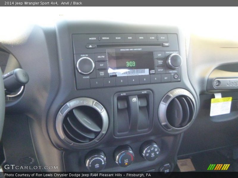 Anvil / Black 2014 Jeep Wrangler Sport 4x4