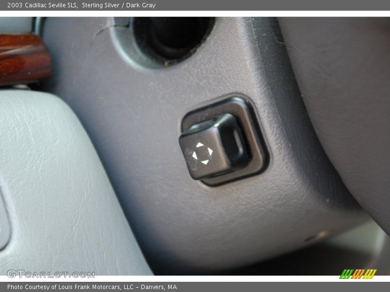 Sterling Silver / Dark Gray 2003 Cadillac Seville SLS
