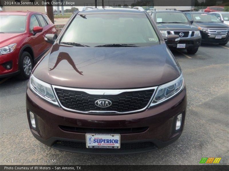 Dark Cherry / Beige 2014 Kia Sorento LX