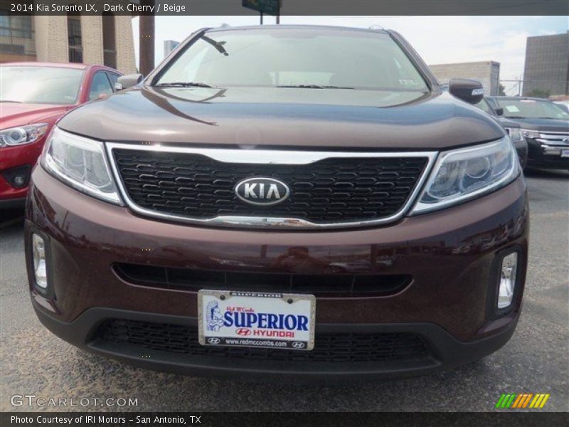 Dark Cherry / Beige 2014 Kia Sorento LX
