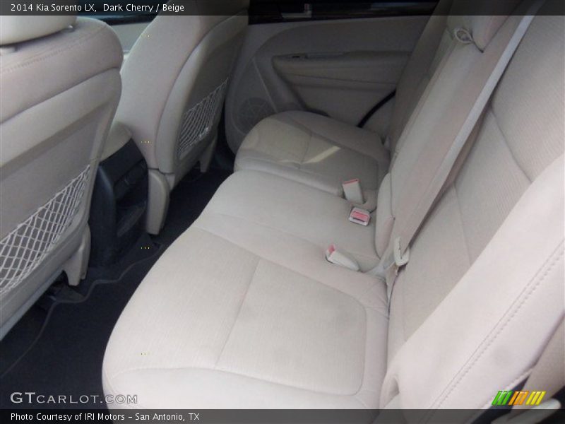 Dark Cherry / Beige 2014 Kia Sorento LX